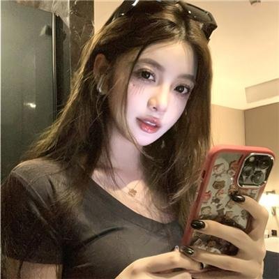 小鼓女